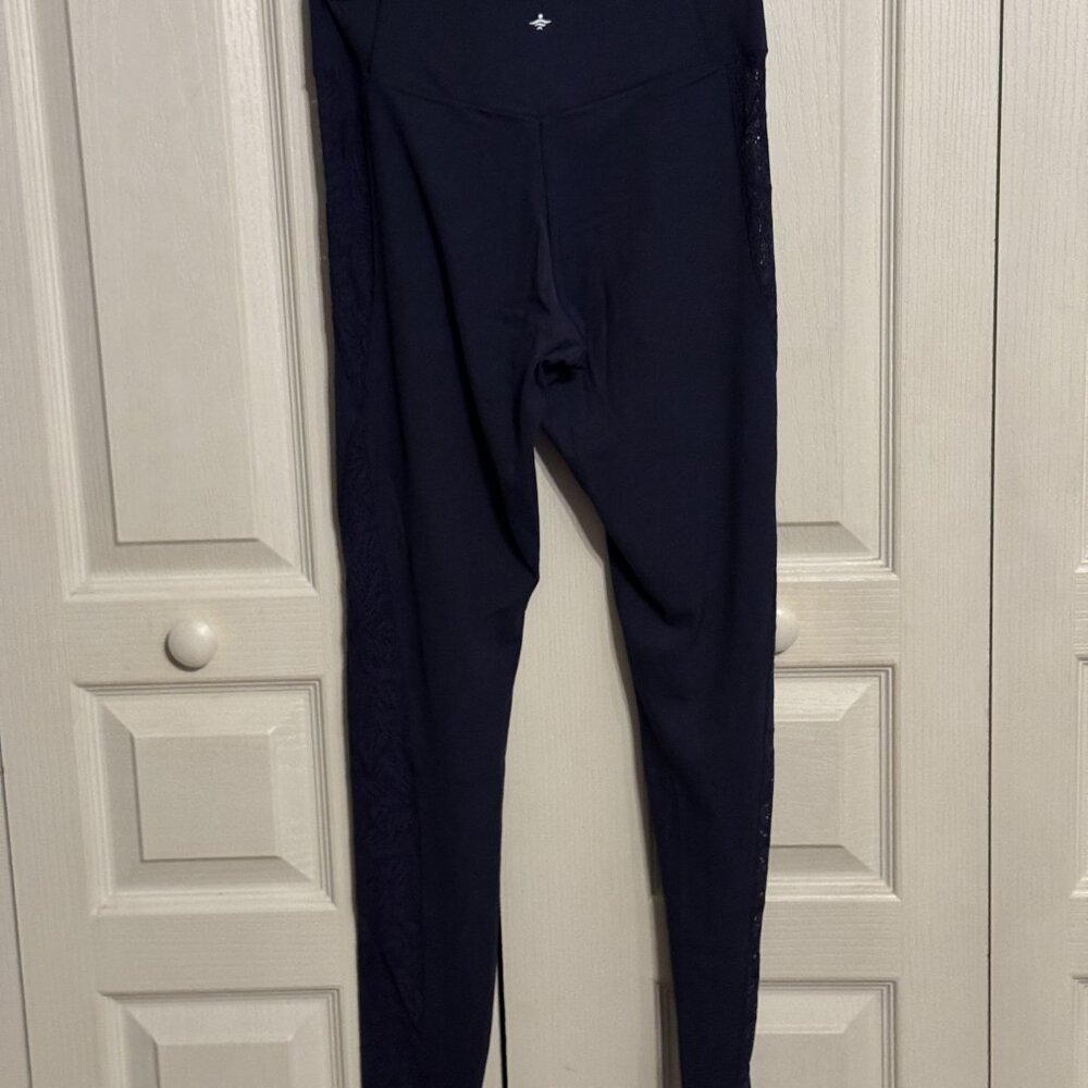 NWT Halara SoftlyZero Crossover Contrast Lace Pocket Leggings - Size Large - Picture 2 of 5